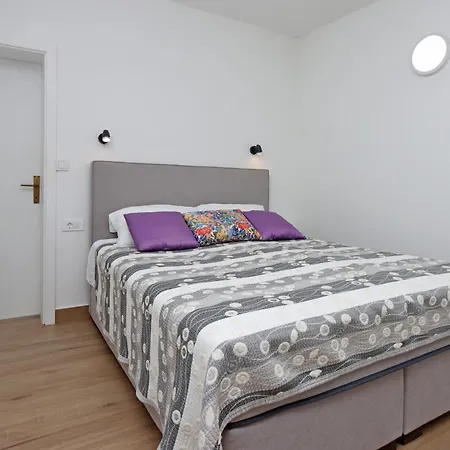 Apartmán With Parking Space Suha Punta, Rab - 17239 Kampor