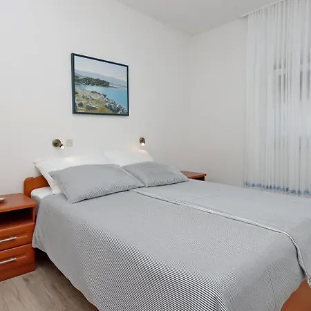 Apartmán With Parking Space Suha Punta, Rab - 17239