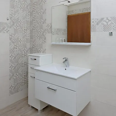 Apartman With Parking Space Suha Punta, Rab - 17239 *