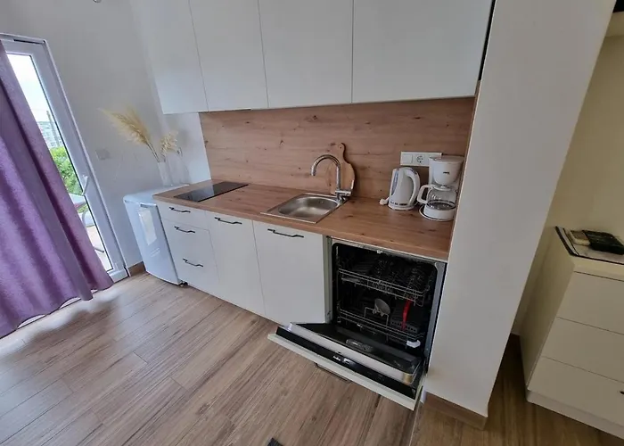 Apartment With Parking Space Suha Punta, Rab - 17239 *
